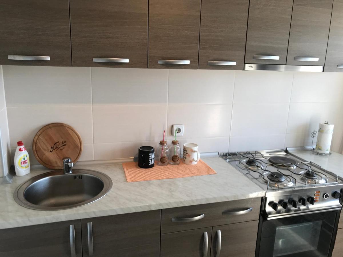 Sunflat Podgorica - Novakovic Residence Buitenkant foto
